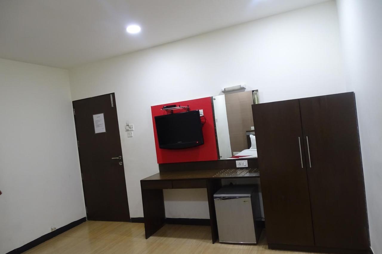 Hotel Sunshine Airport Bombaj Zewnętrze zdjęcie