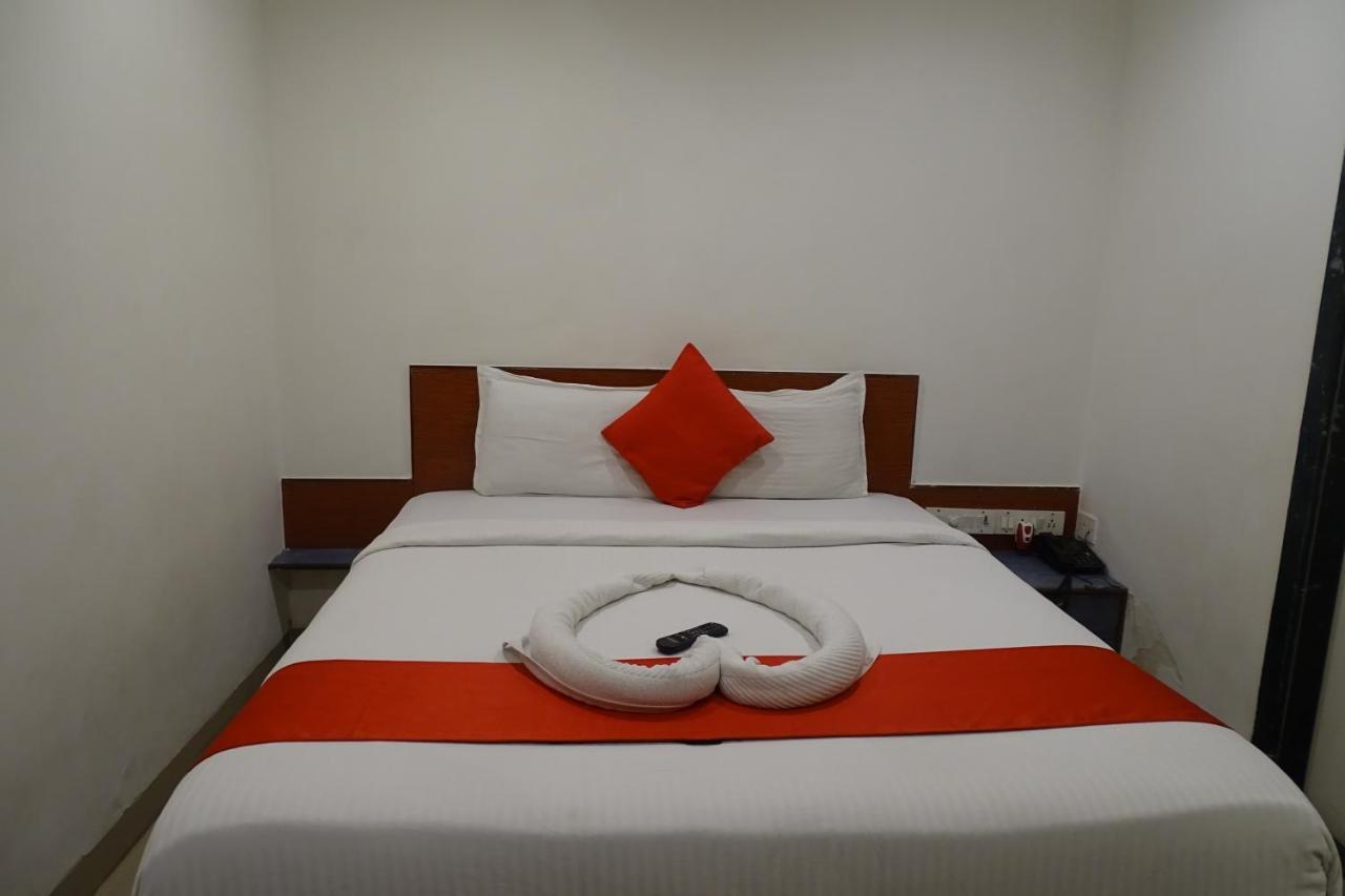Hotel Sunshine Airport Bombaj Zewnętrze zdjęcie