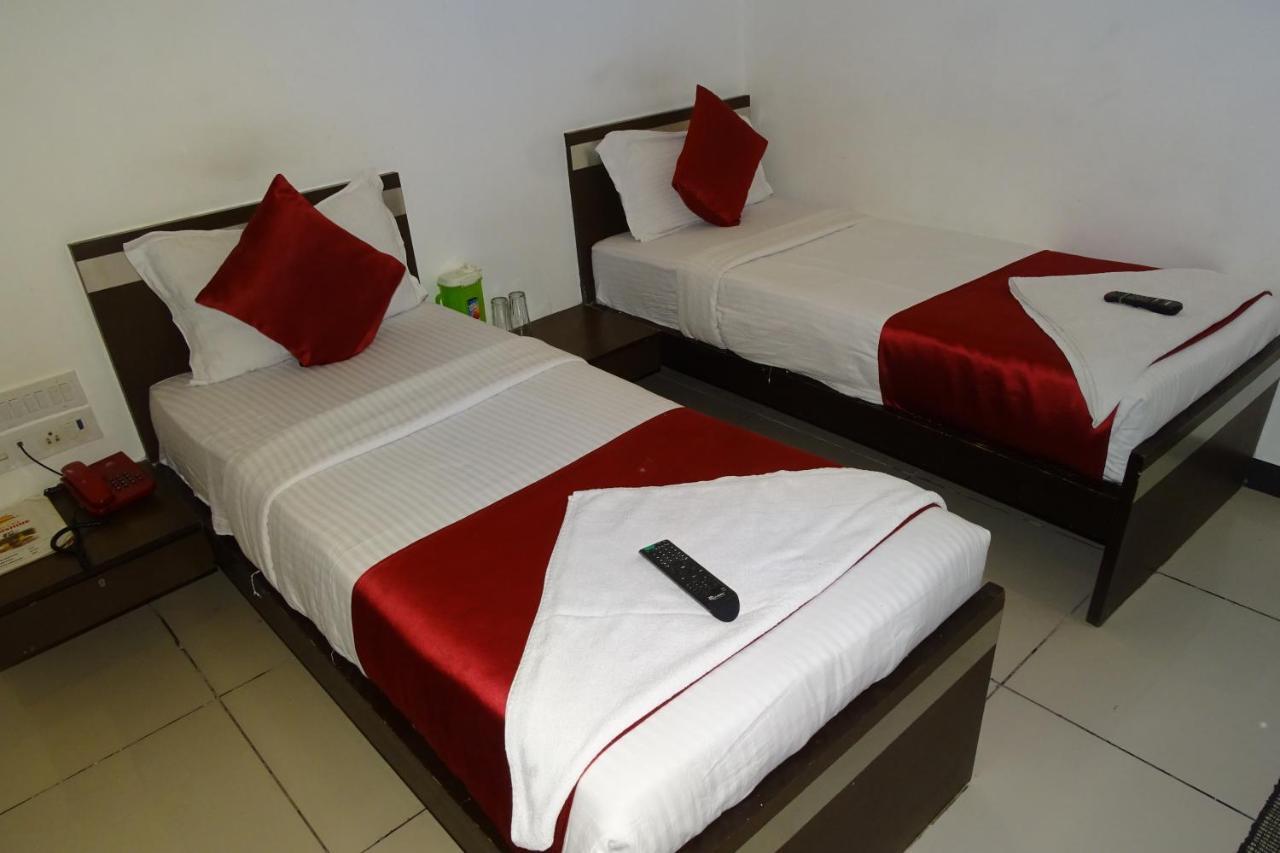 Hotel Sunshine Airport Bombaj Zewnętrze zdjęcie
