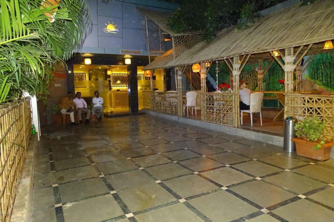 Hotel Sunshine Airport Bombaj Zewnętrze zdjęcie