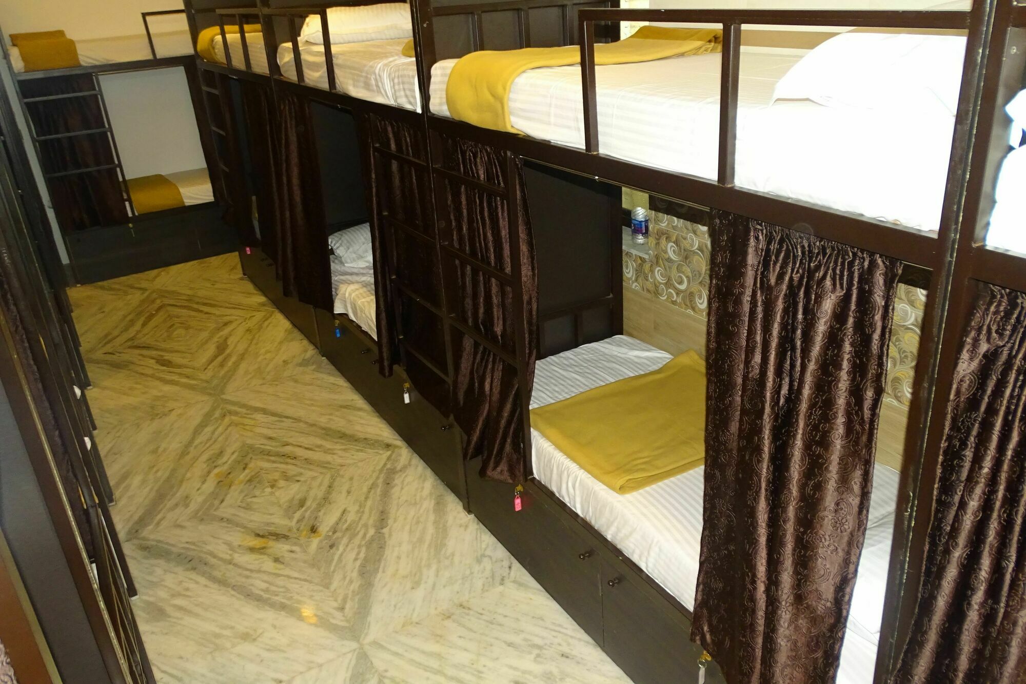 Hotel Sunshine Airport Bombaj Zewnętrze zdjęcie